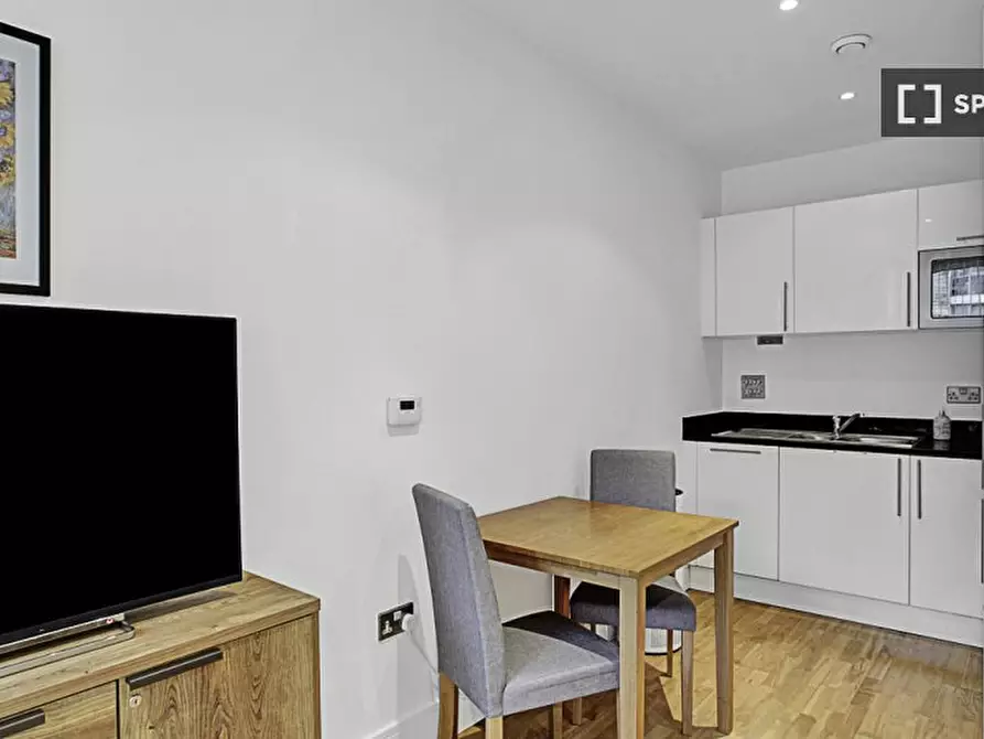 Immagine 8 di Appartamento in affitto  in Denison House a Poplar