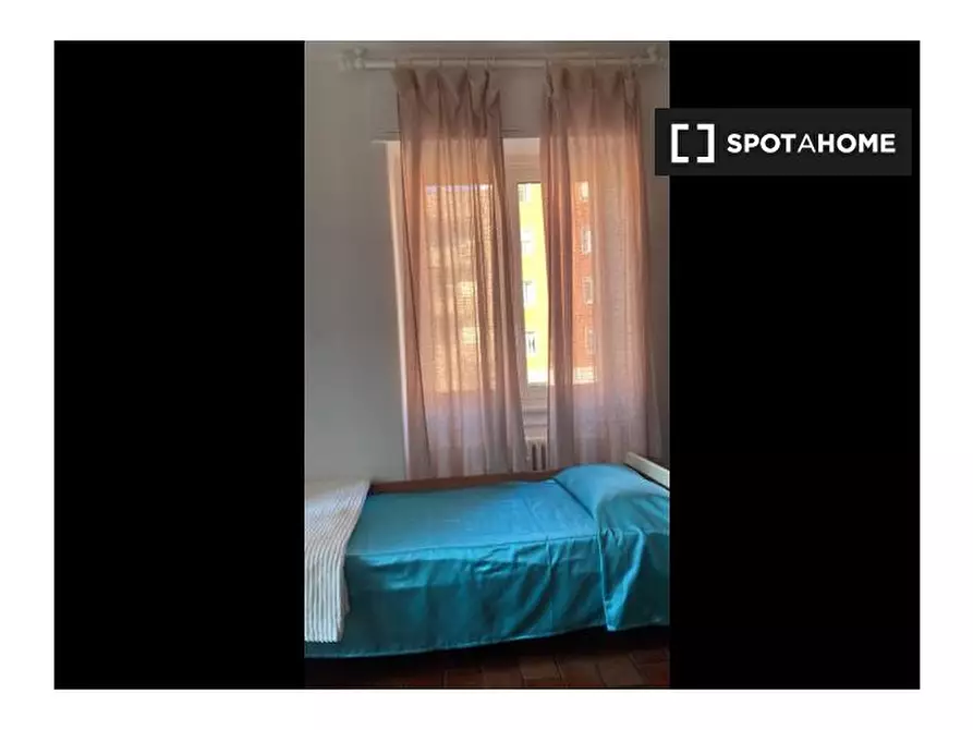 Immagine 3 di Camera condivisa in affitto  in Via Sofonisba Anguissola a Milano