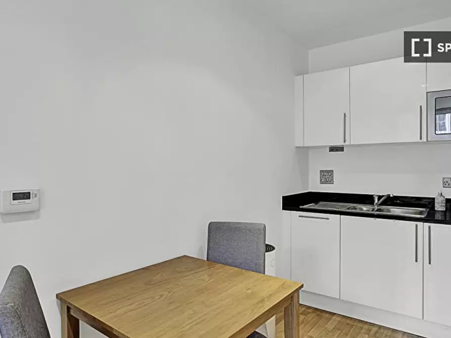 Immagine 10 di Appartamento in affitto  in Denison House a Poplar