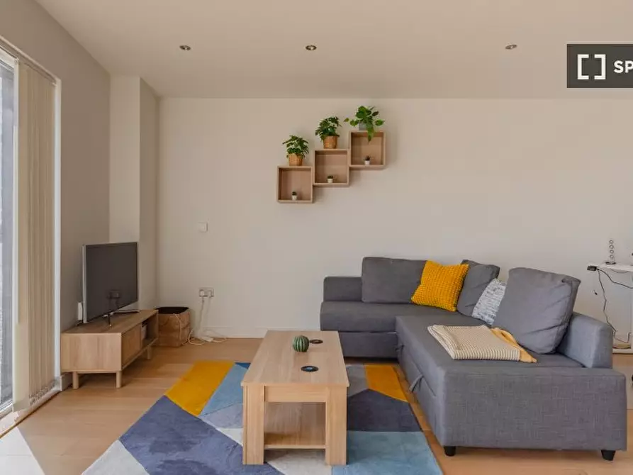 Immagine 15 di Appartamento in affitto  a Poplar