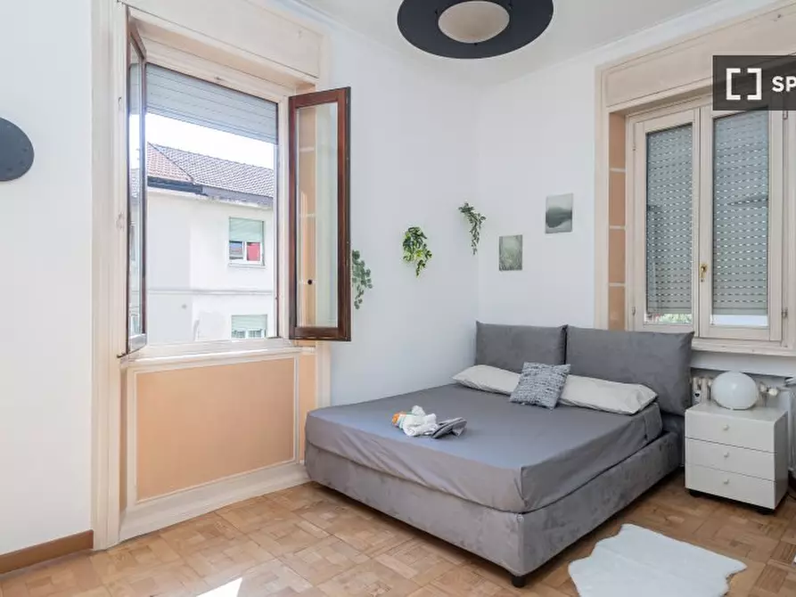 Immagine 1 di Camera condivisa in affitto  in Via Giovanni Battista Pergolesi a Milano