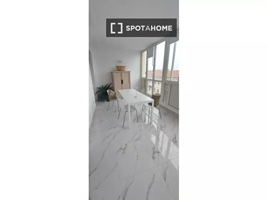 Immagine 11 di Appartamento in affitto  in Via Giulio e Corrado Venini a Milano
