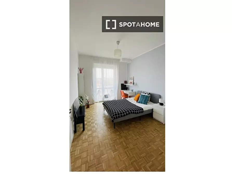 Immagine 1 di Camera condivisa in affitto  in via Bartolini a Milano