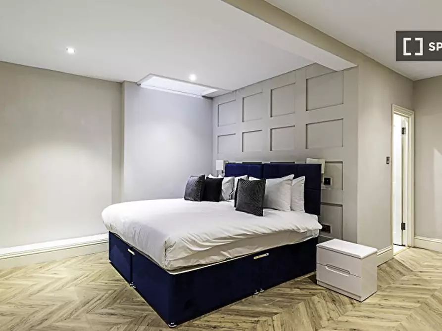 Immagine 3 di Appartamento in affitto  in Clanricarde Gardens a Paddington