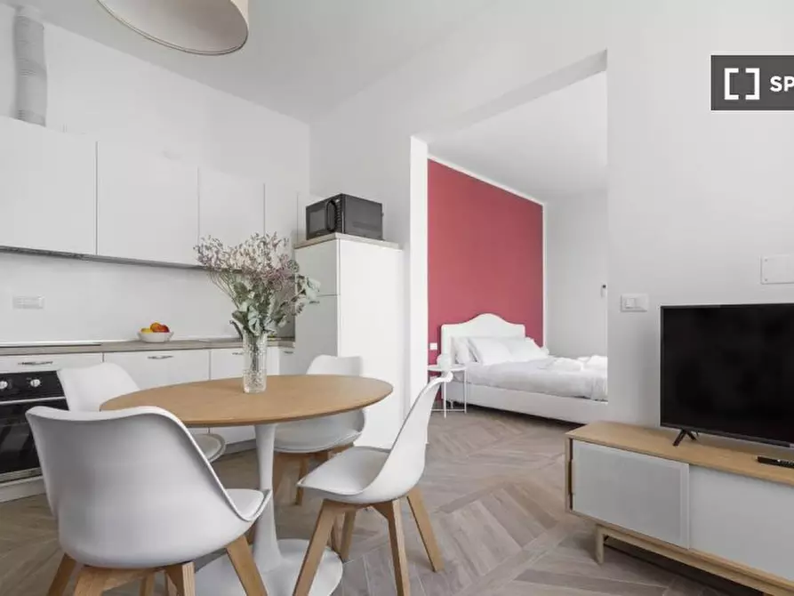 Immagine 12 di Appartamento in affitto  in Via Giuseppe Massarenti a Bologna