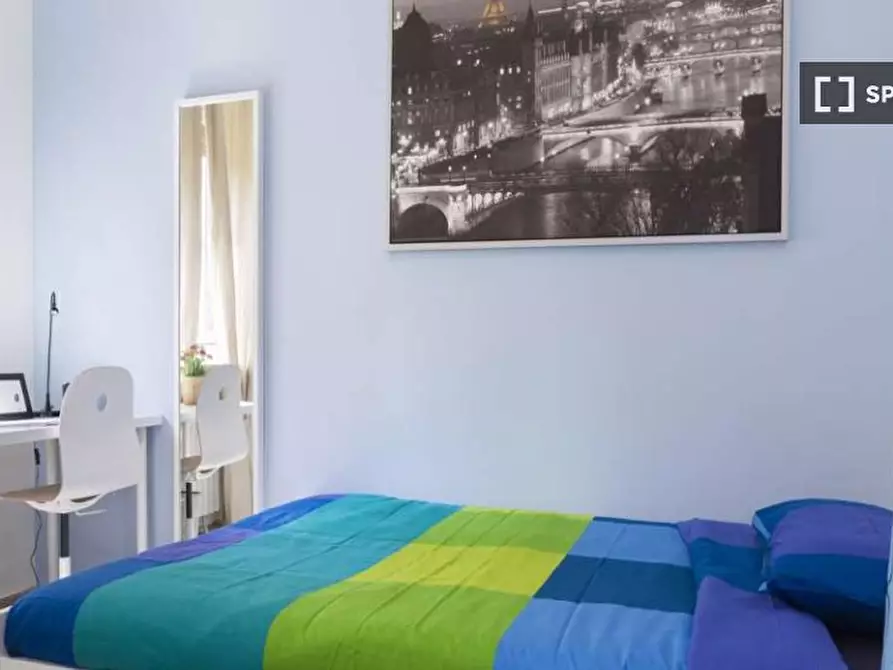 Immagine 1 di Camera condivisa in affitto  in Via Tarquinio Prisco a Milano