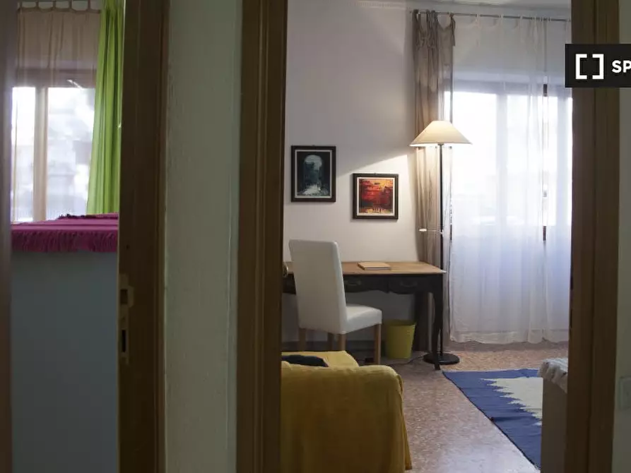 Immagine 3 di Camera condivisa in affitto  in Viale Appio Claudio, 00174 Roma RM, Italy a Roma