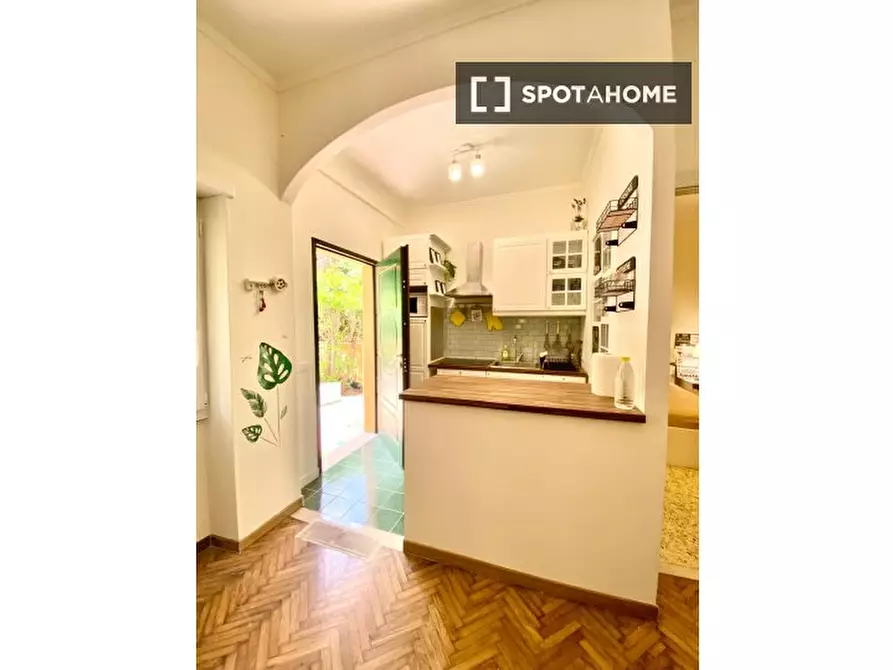 Immagine 3 di Appartamento in affitto  in Via Isola del Giglio a Roma