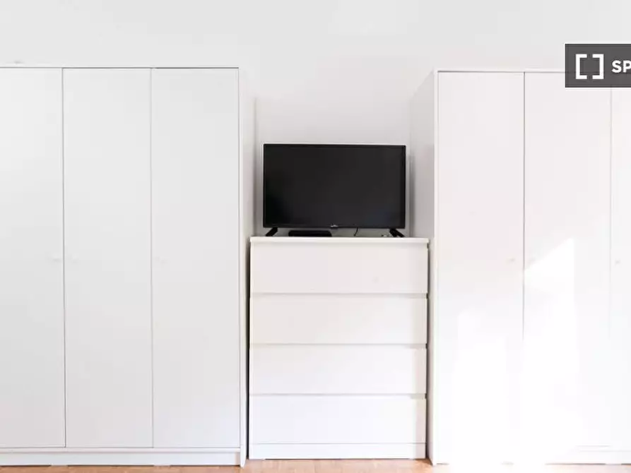 Immagine 5 di Camera condivisa in affitto  in Viale Papiniano a Milano