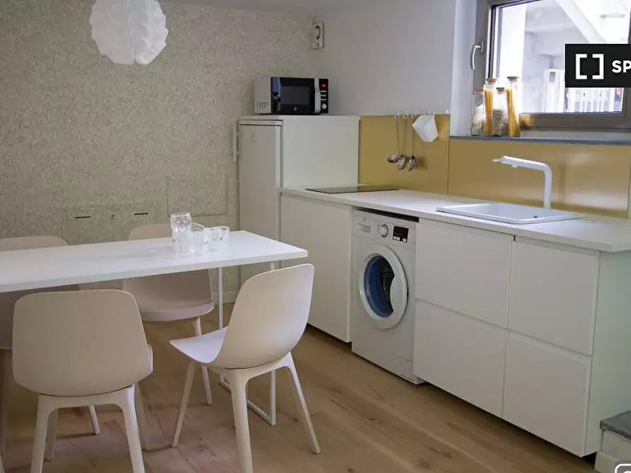 Immagine 3 di Ufficio in affitto  in Via Gaetano de Castillia a Milano