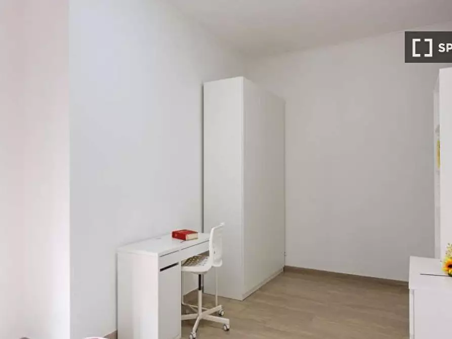 Immagine 14 di Camera condivisa in affitto  in Viale Quattro Venti a Roma