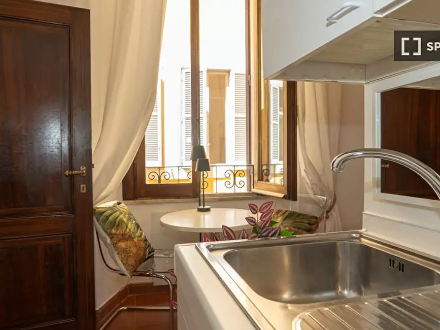 Immagine 5 di Appartamento in affitto  in Piazza Rondanini a Roma