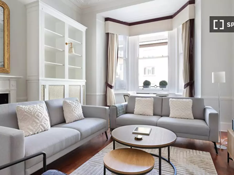 Immagine 3 di Appartamento in affitto  in Redcliffe Square a Kensington