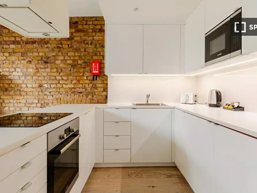 Immagine 5 di Appartamento in affitto  in Leather Ln a Camden Town