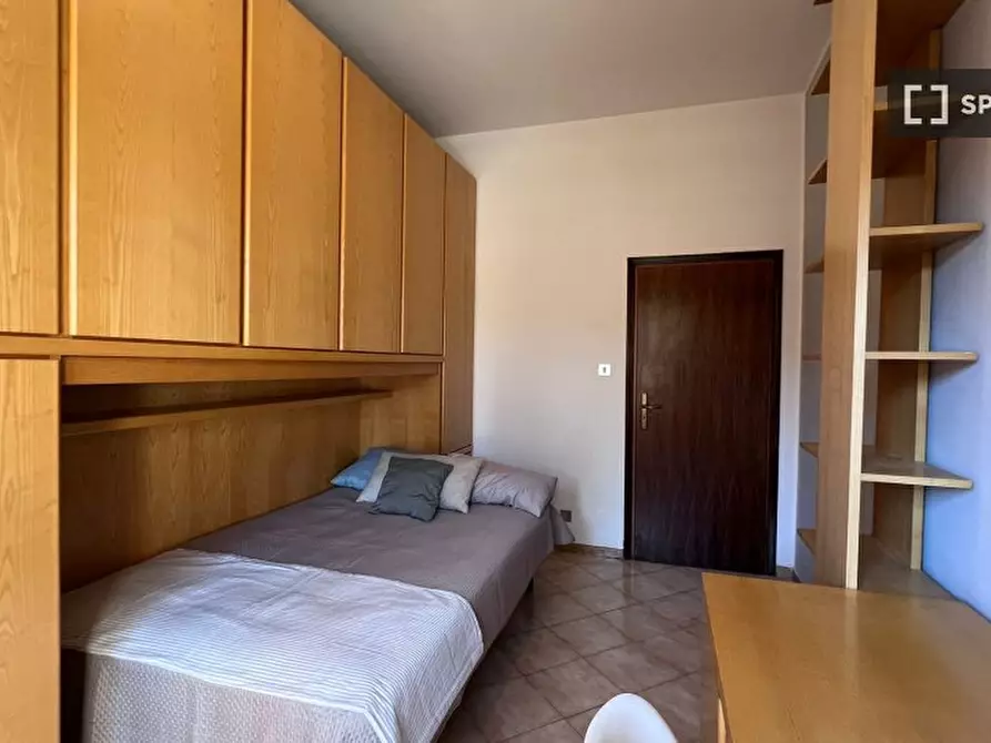 Immagine 1 di Camera condivisa in affitto  in Della Torretta a Bologna