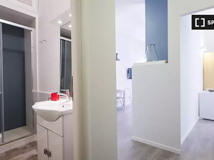 Immagine 14 di Appartamento in affitto  in Via del Beato Angelico a Roma