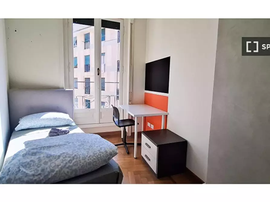 Immagine 1 di Camera condivisa in affitto  in VIA ANTON CROCCO/13 a Genova