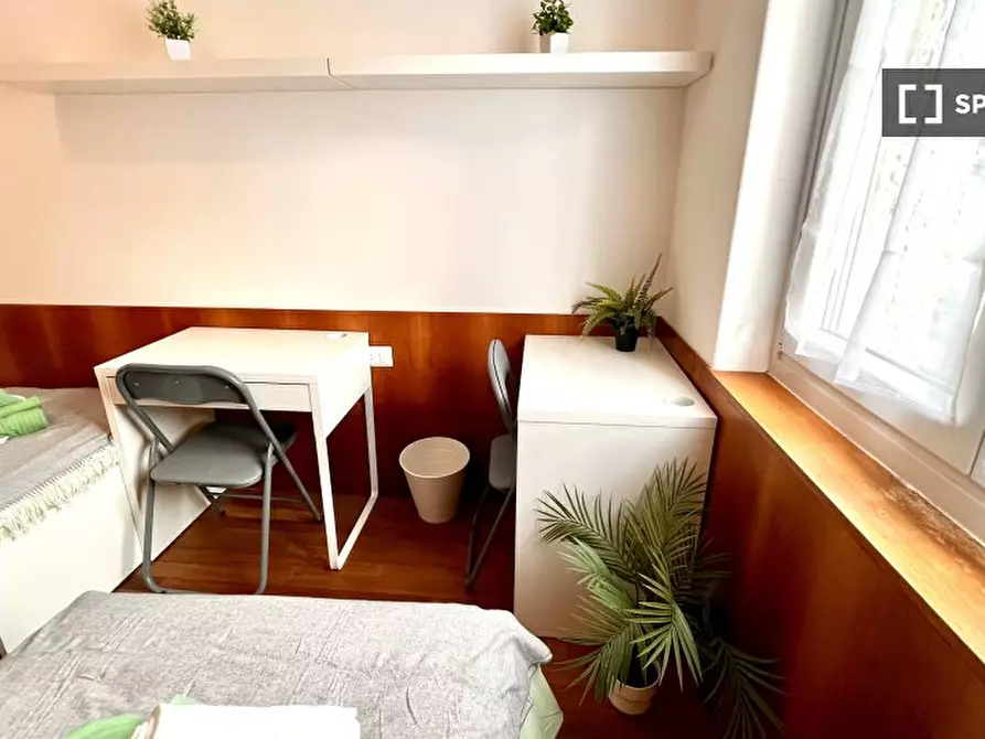 Immagine 2 di Camera condivisa in affitto  in Via Ponte Seveso a Milano