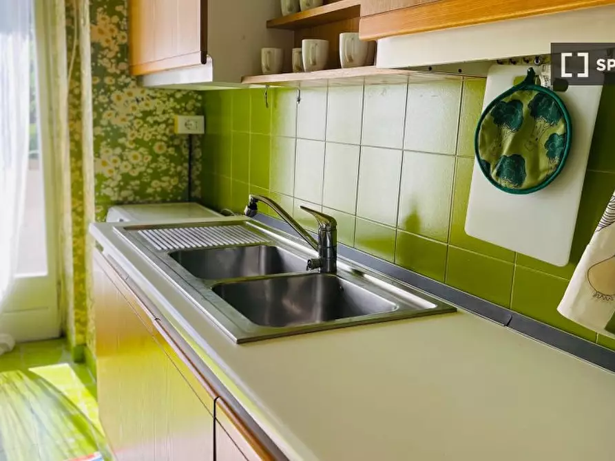 Immagine 5 di Camera condivisa in affitto  in Viale Coni Zugna a Milano