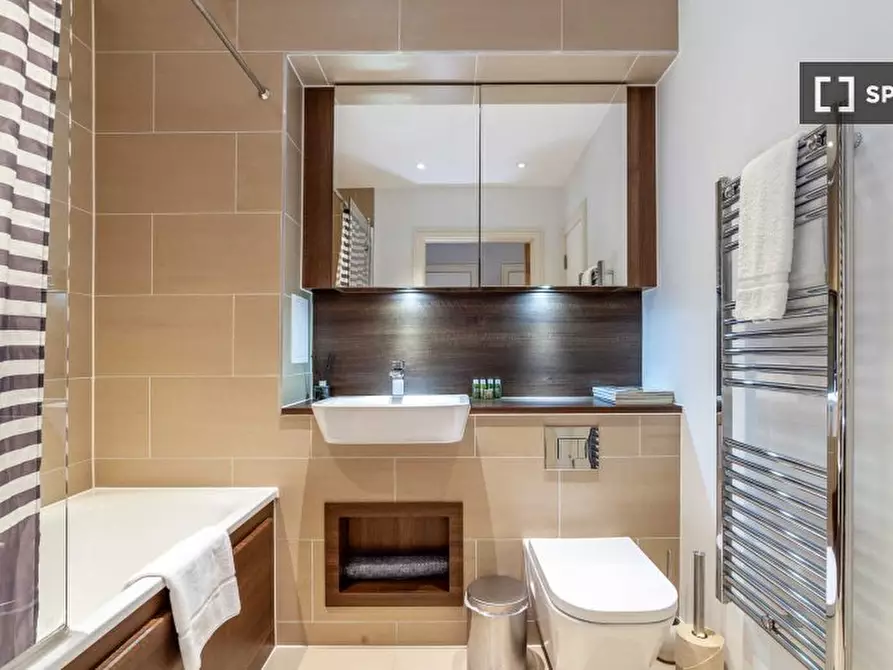 Immagine 16 di Appartamento in affitto  in Queensland Road a Islington