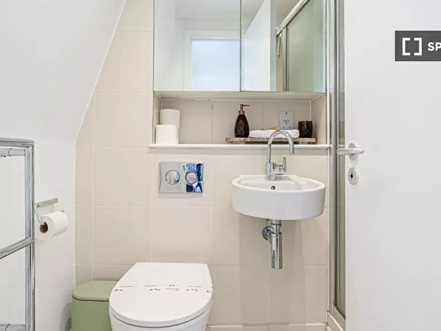 Immagine 9 di Appartamento in affitto  in Shand St a Camberwell