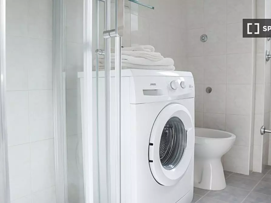 Immagine 10 di Ufficio in affitto  in Via Bergognone a Milano