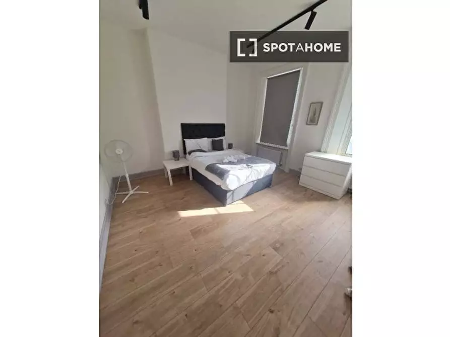 Immagine 5 di Camera condivisa in affitto  in A Frederick St a Camden Town