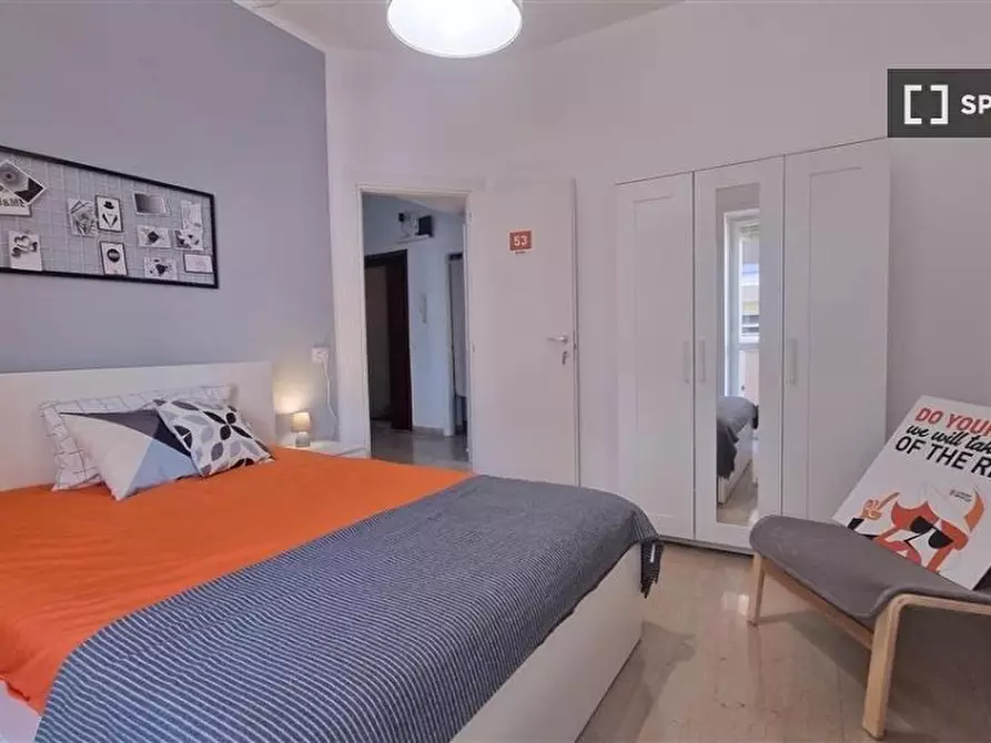 Immagine 2 di Camera condivisa in affitto  in Lungotevere di Pietra Papa a Roma