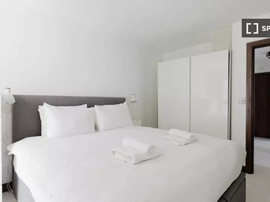 Immagine 11 di Appartamento in affitto  in Bridges Court Road a Wandsworth