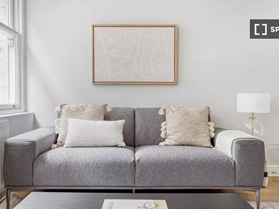 Immagine 2 di Appartamento in affitto  in A Villiers St a 