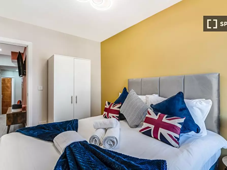 Immagine 15 di Appartamento in affitto  in flat a a Tottenham
