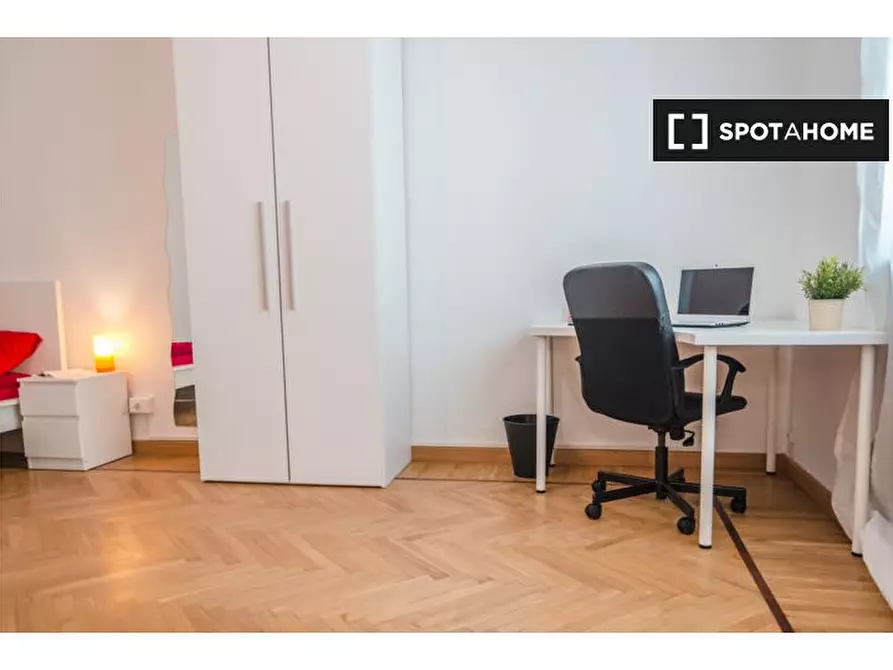 Immagine 8 di Camera condivisa in affitto  in Via Sant'Agostino a Torino