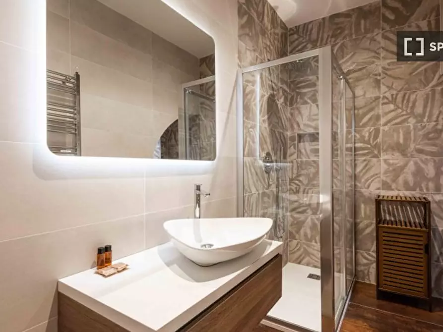 Immagine 9 di Appartamento in affitto  in Via dei Leoni a Firenze