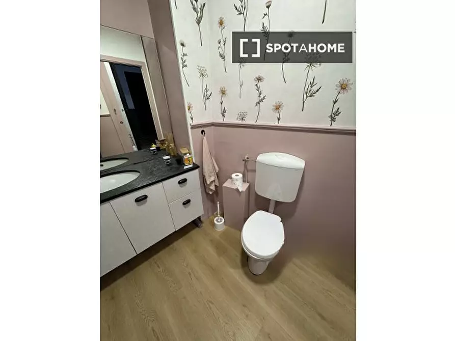 Immagine 19 di Camera condivisa in affitto  in Via Monte Rosa a Torino