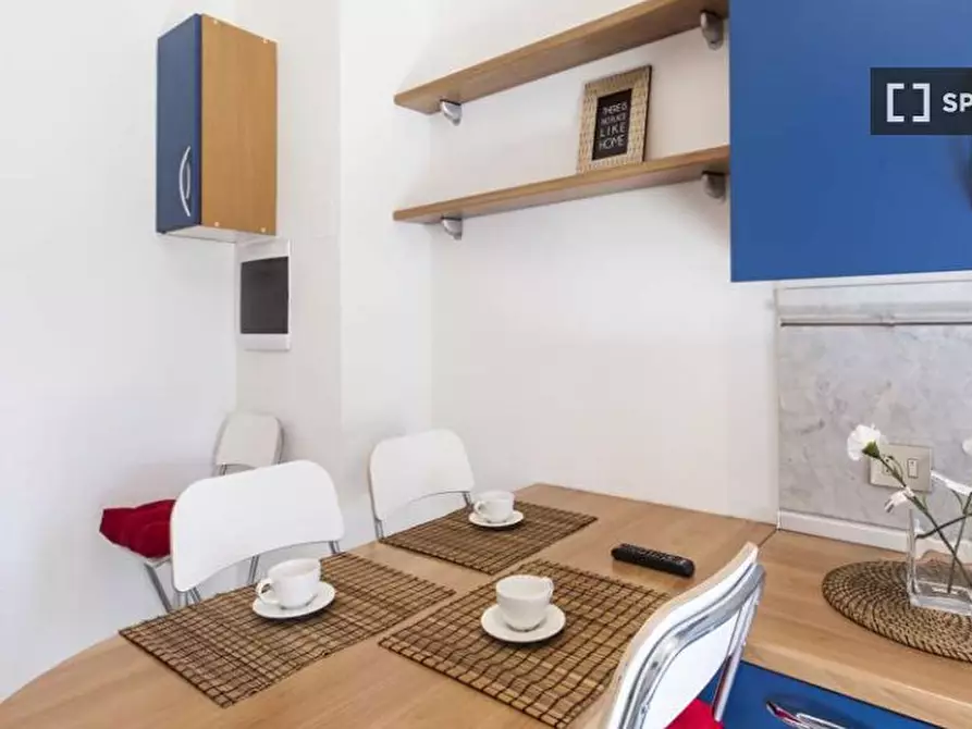 Immagine 9 di Camera condivisa in affitto  in Viale Emilio Caldara a Milano