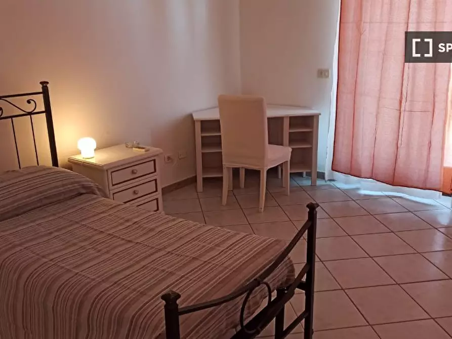 Immagine 4 di Camera condivisa in affitto  in Via Fraconalto a Roma