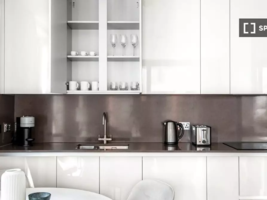 Immagine 5 di Appartamento in affitto  in Ponton Rd a Wandsworth