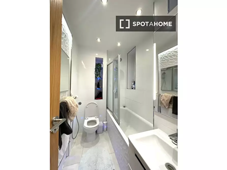 Immagine 3 di Appartamento in affitto  in Townshend Rd a Paddington