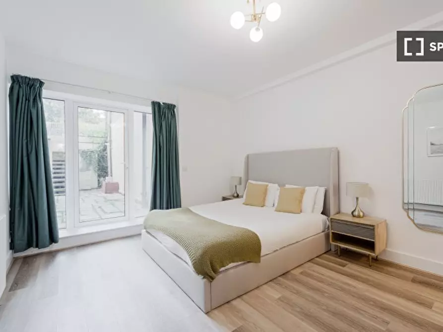Immagine 19 di Appartamento in affitto  in Flat Bell House a Kensington