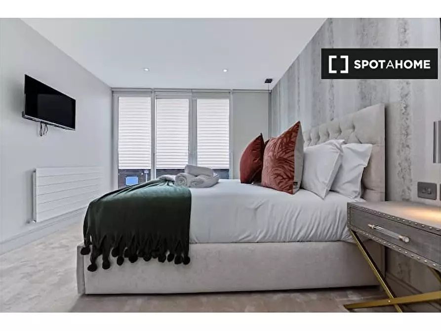 Immagine 15 di Appartamento in affitto  in Flat Goldman House - 122 Wembley Park drive HA9 8HP a Brent