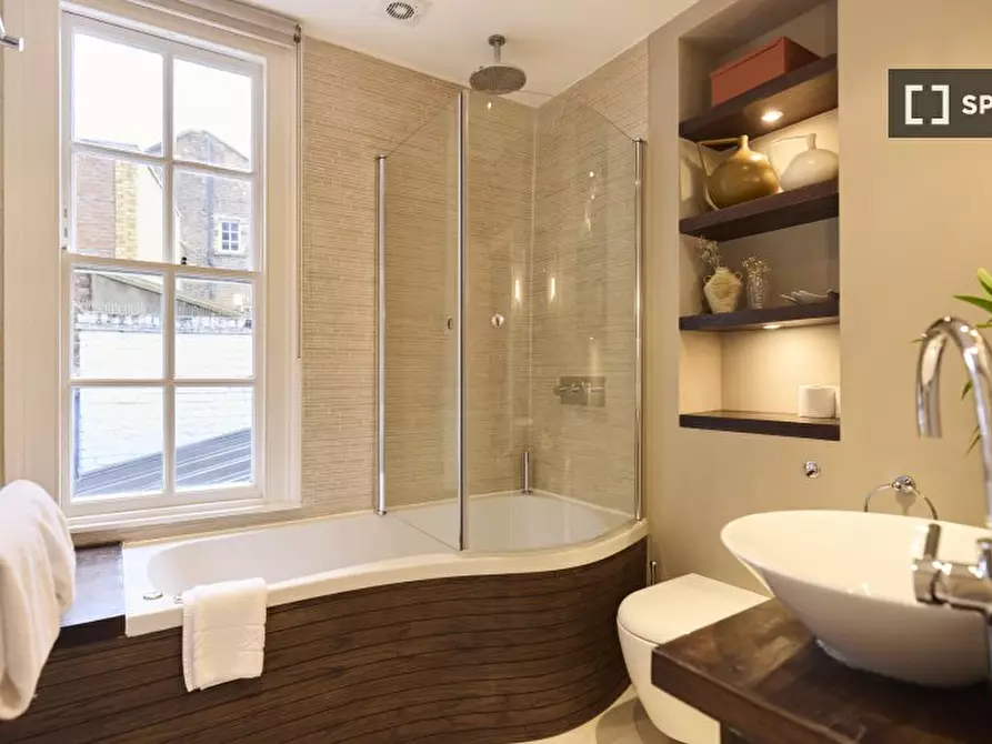 Immagine 8 di Appartamento in affitto  in Uxbridge St a Kensington