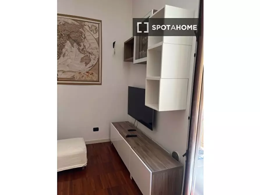 Immagine 8 di Appartamento in affitto  in Via Cenisio a Milano