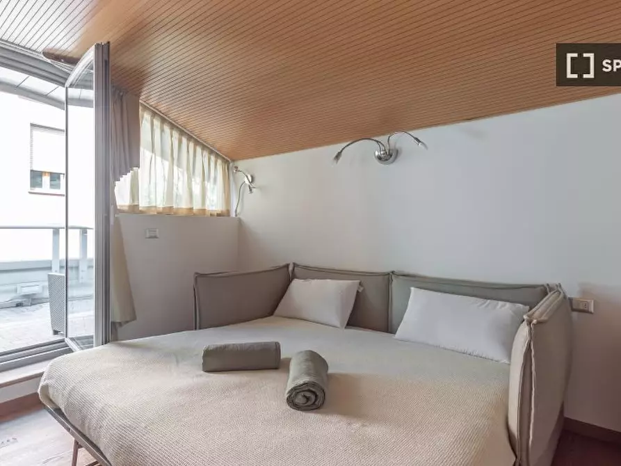 Immagine 14 di Appartamento in affitto  in Via Andrea Costa a Bologna