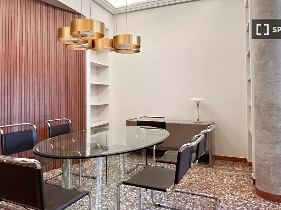 Immagine 4 di Appartamento in affitto  in Via Santo Stefano a Bologna