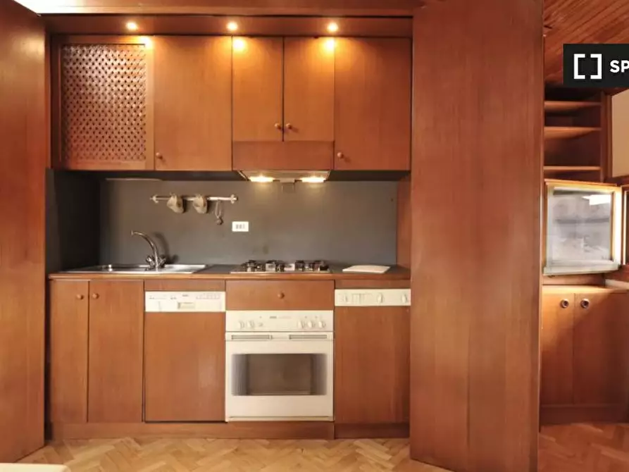 Immagine 3 di Appartamento in affitto  in Piazza S. Martino a Bologna