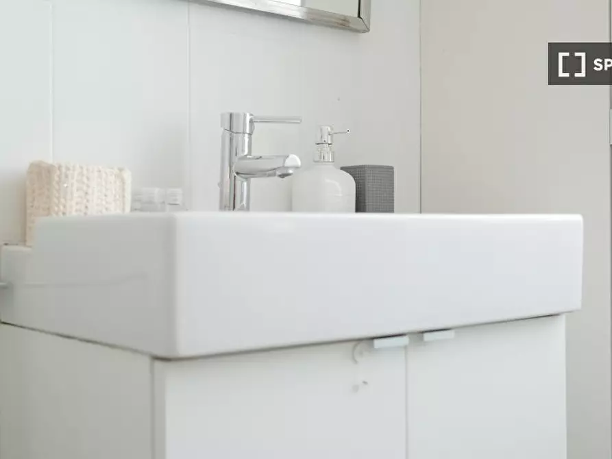 Immagine 11 di Appartamento in affitto  in Via Savona a Milano