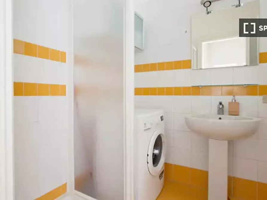 Immagine 4 di Appartamento in affitto  in Via Valtellina a Milano