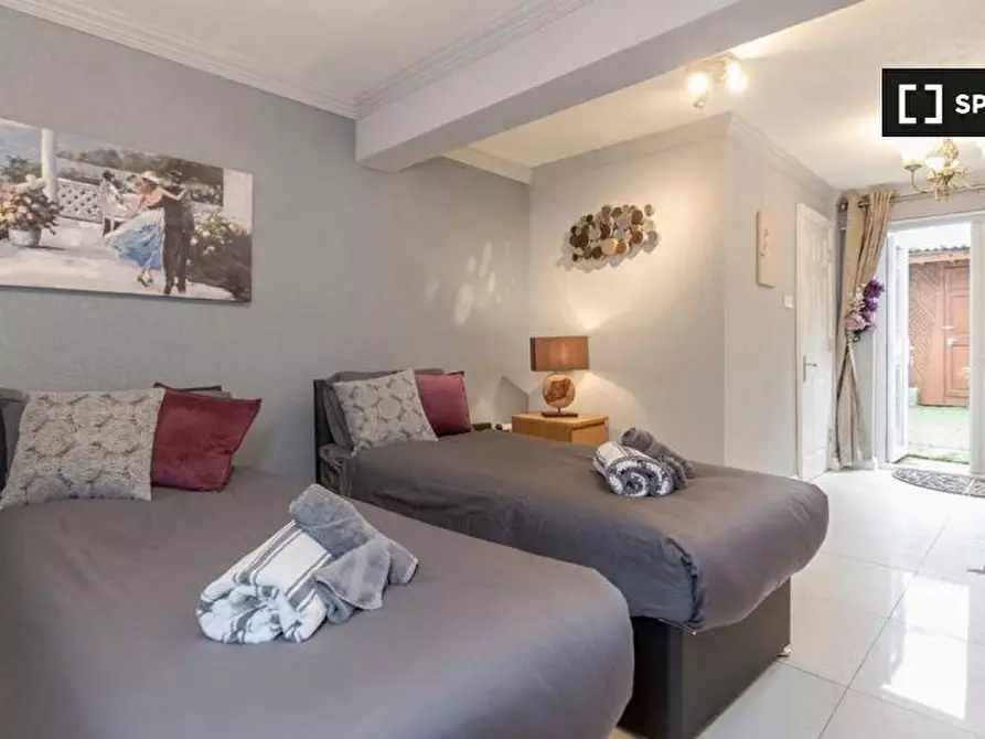 Immagine 12 di Ufficio in affitto  in Watford General Suites GFF Apartment a Watford