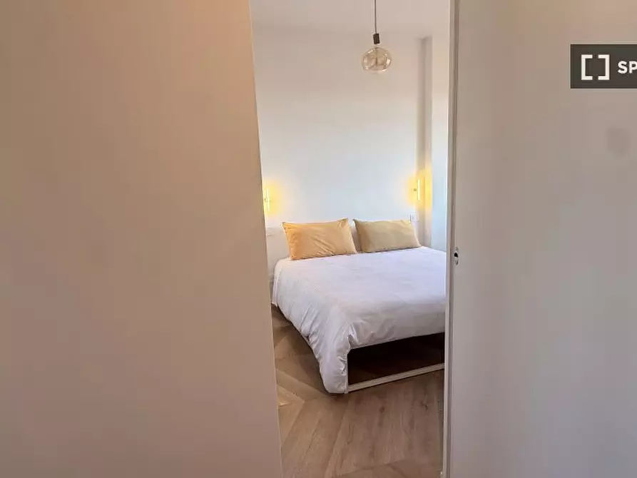 Immagine 17 di Appartamento in affitto  in Via Taranto a Roma
