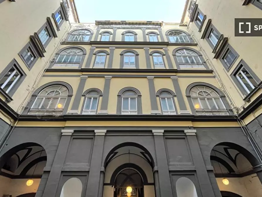 Immagine 9 di Appartamento in affitto  in Via Medina a Napoli
